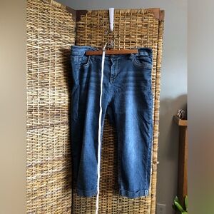 Faded Glory Capris Jeans